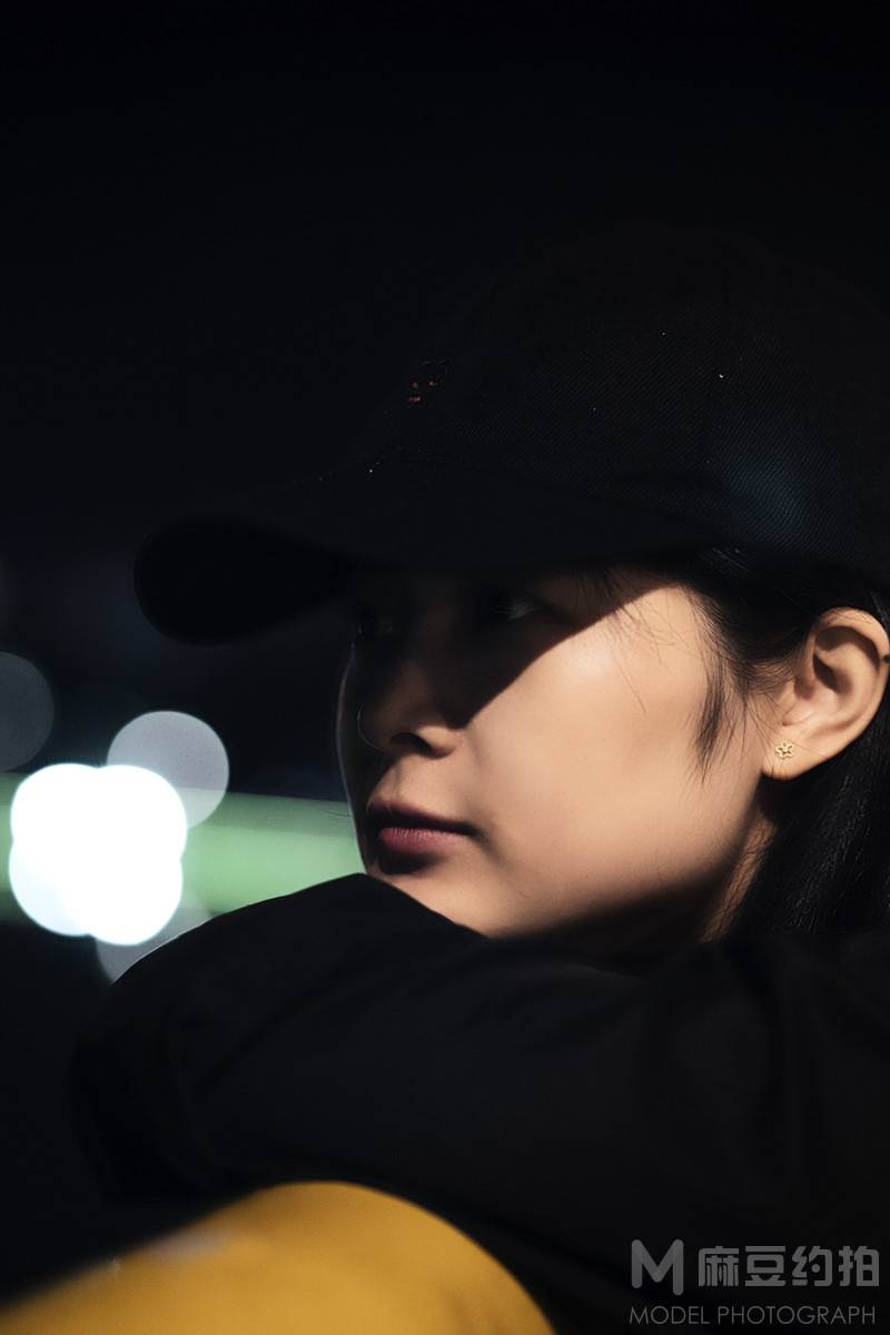 夜景模特