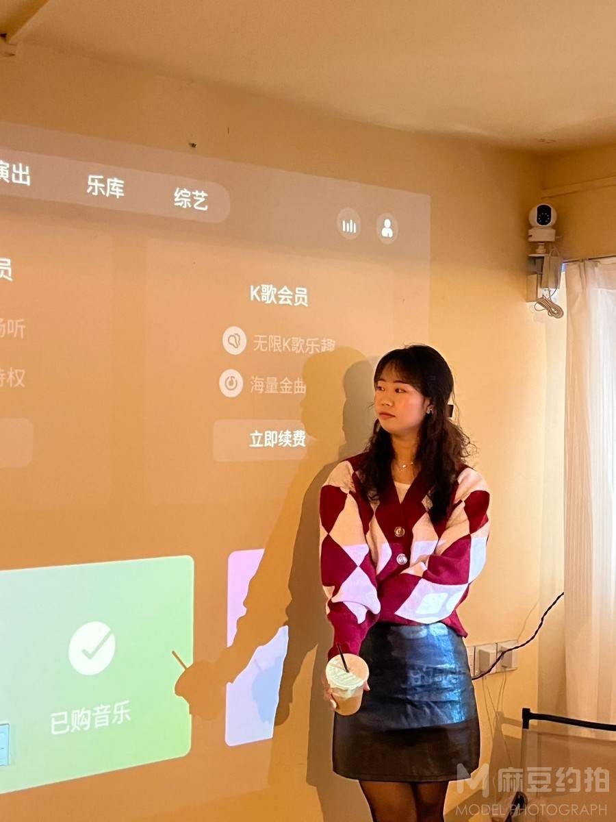 校园模特