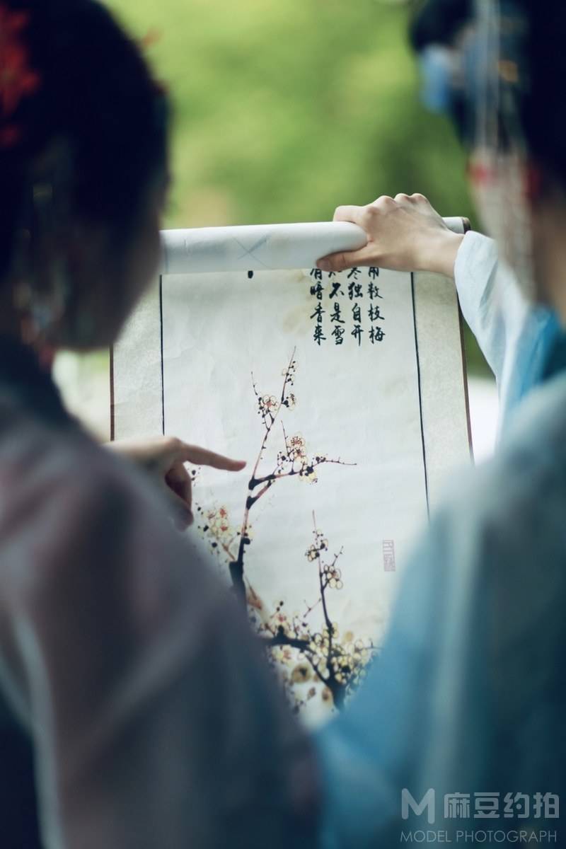 汉服模特