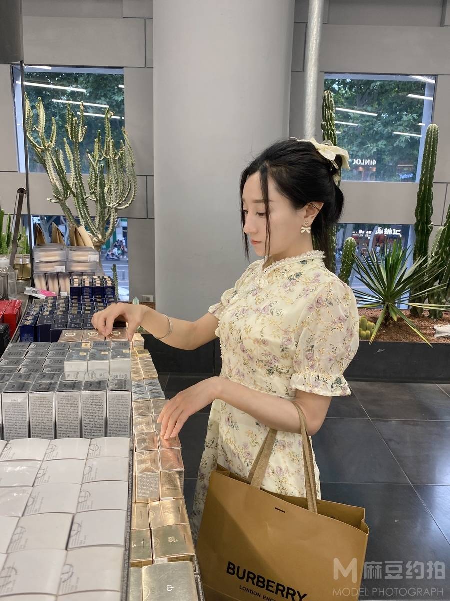 民国模特