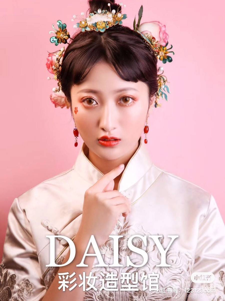 妆容模特