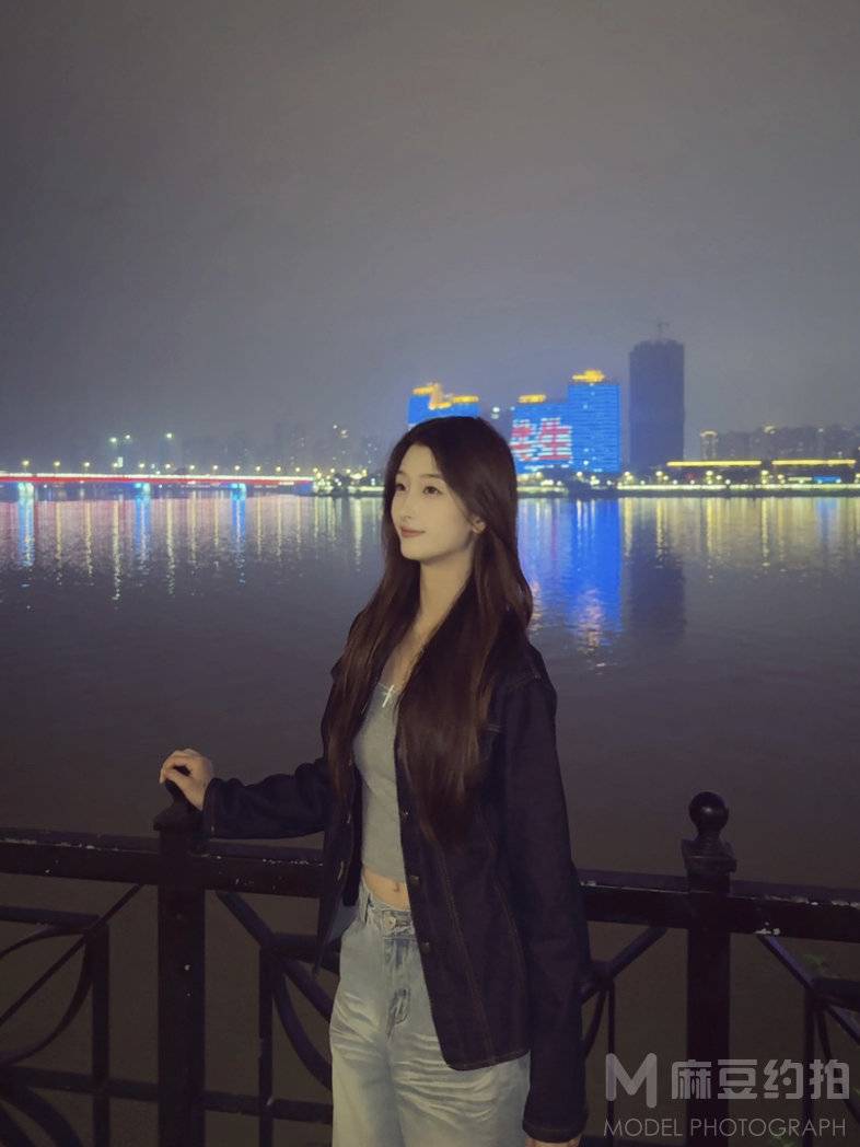 纪实模特