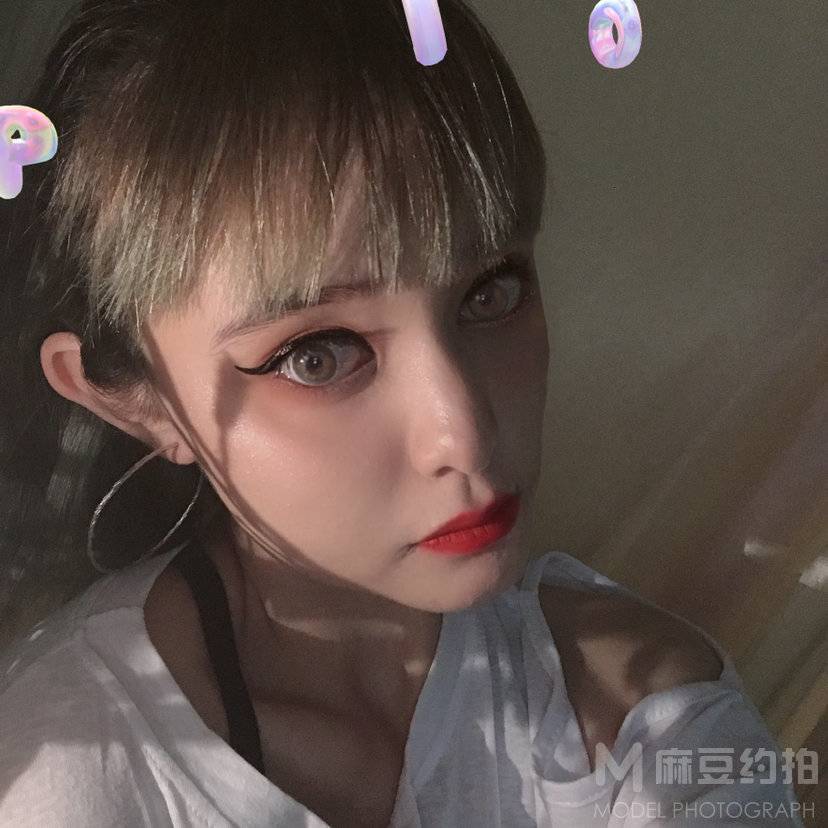 暗黑模特