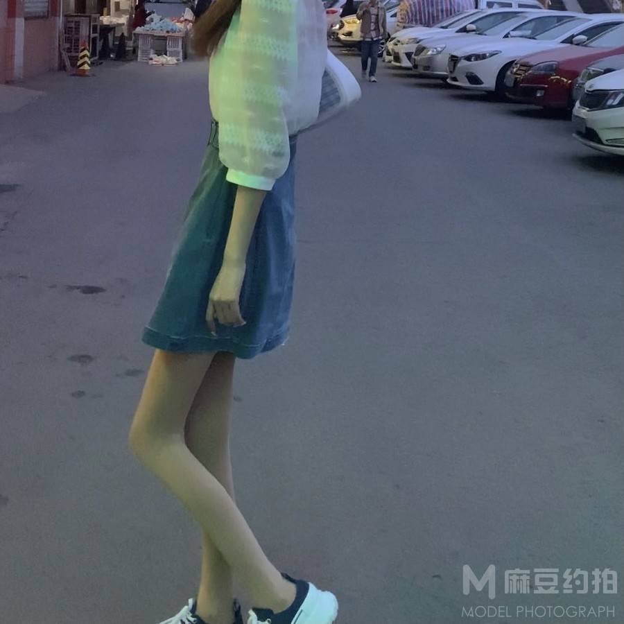 校园模特