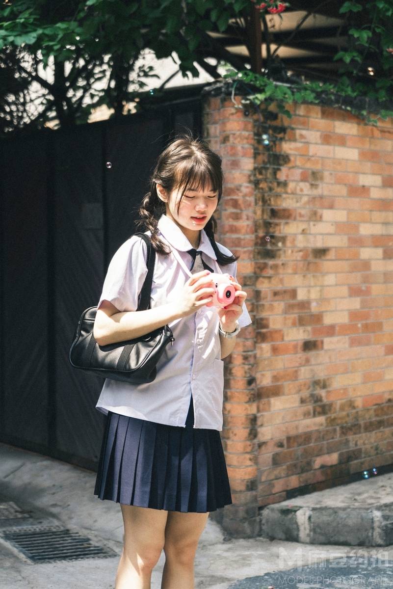 胶片模特