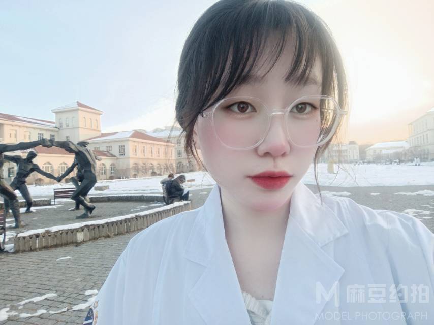 民国模特