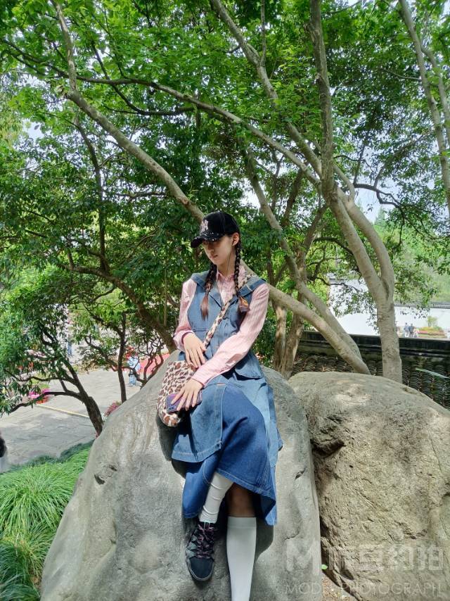 校园模特