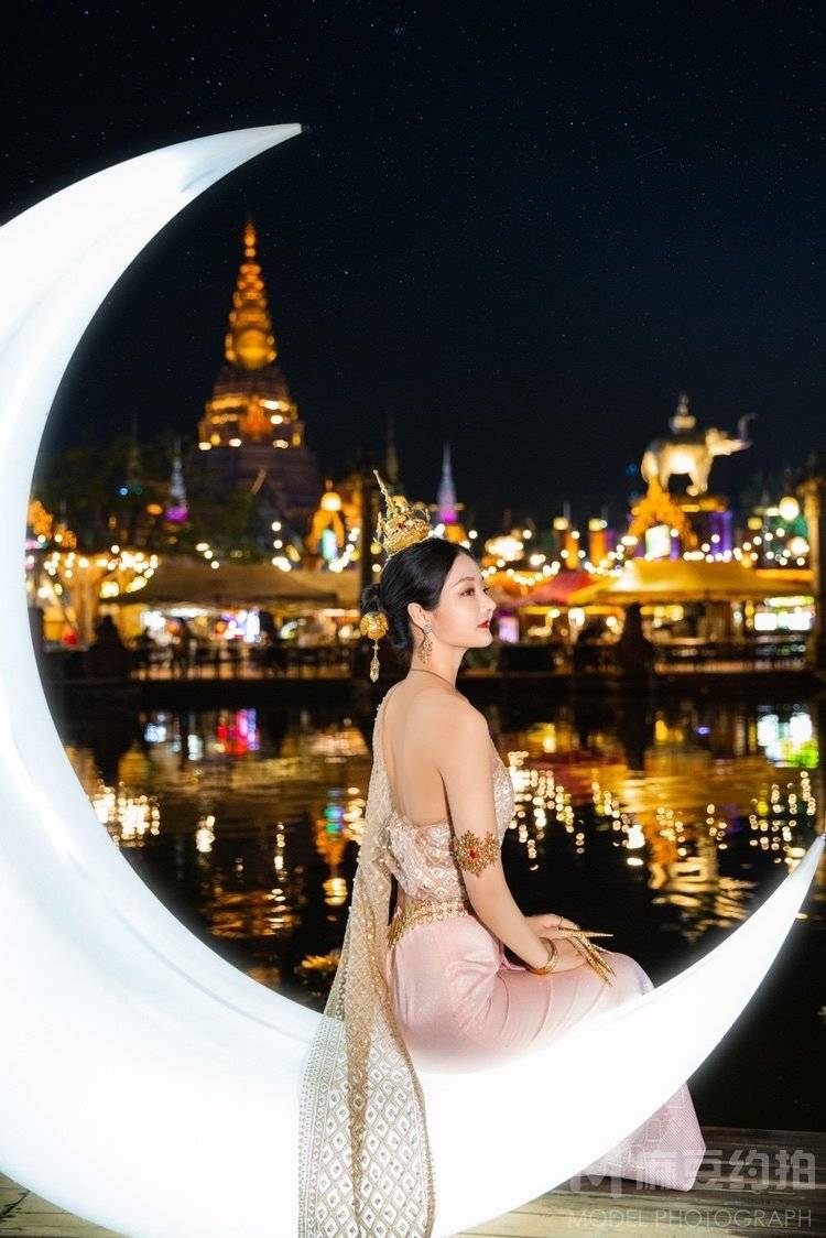 夜景模特