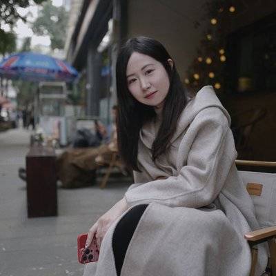 宝丽来模特
