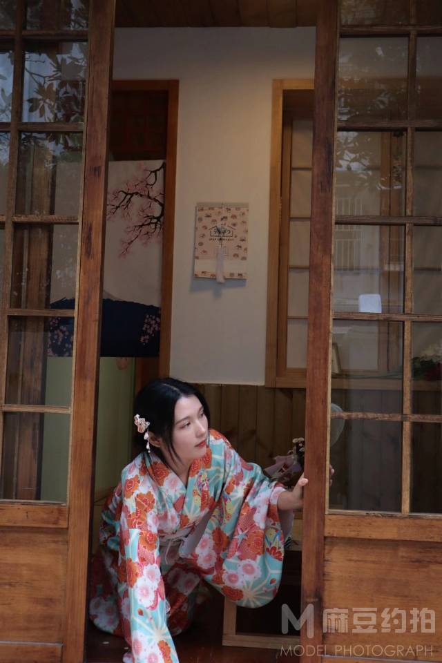 民国模特