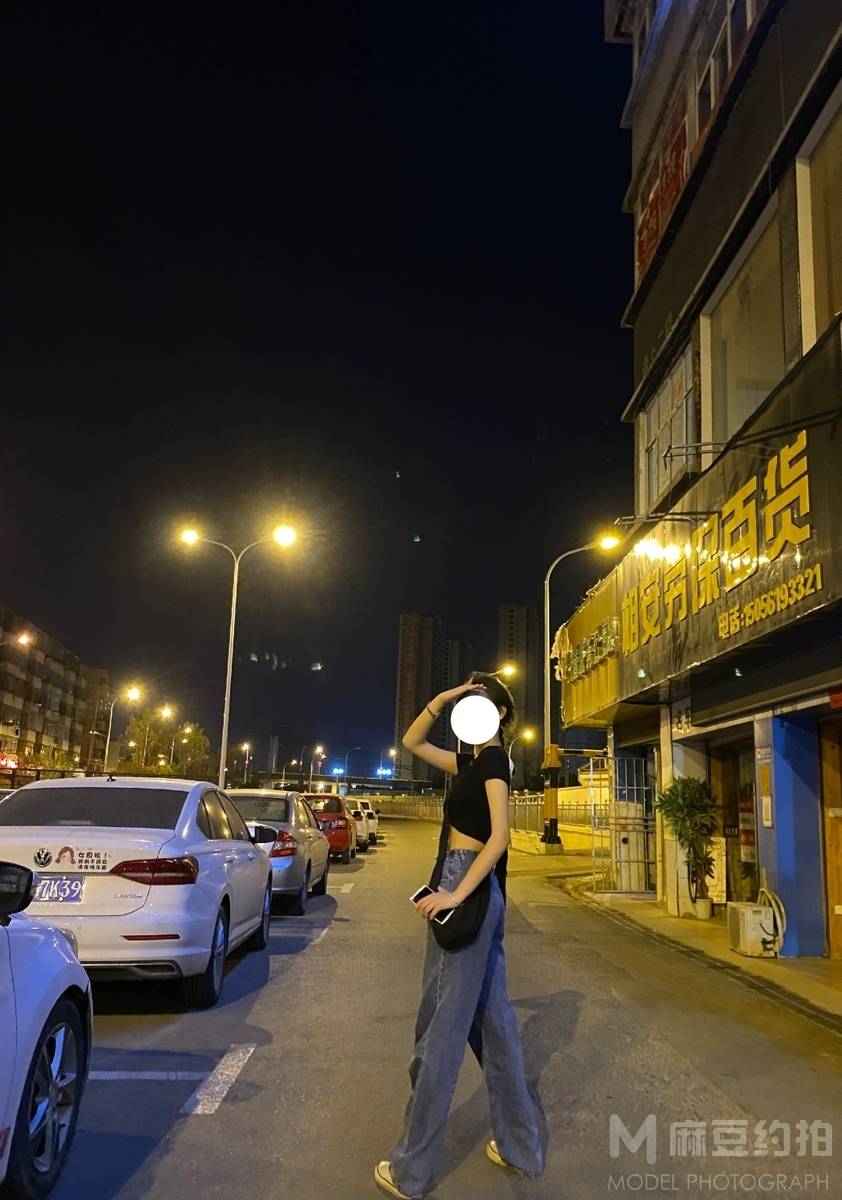 夜景模特