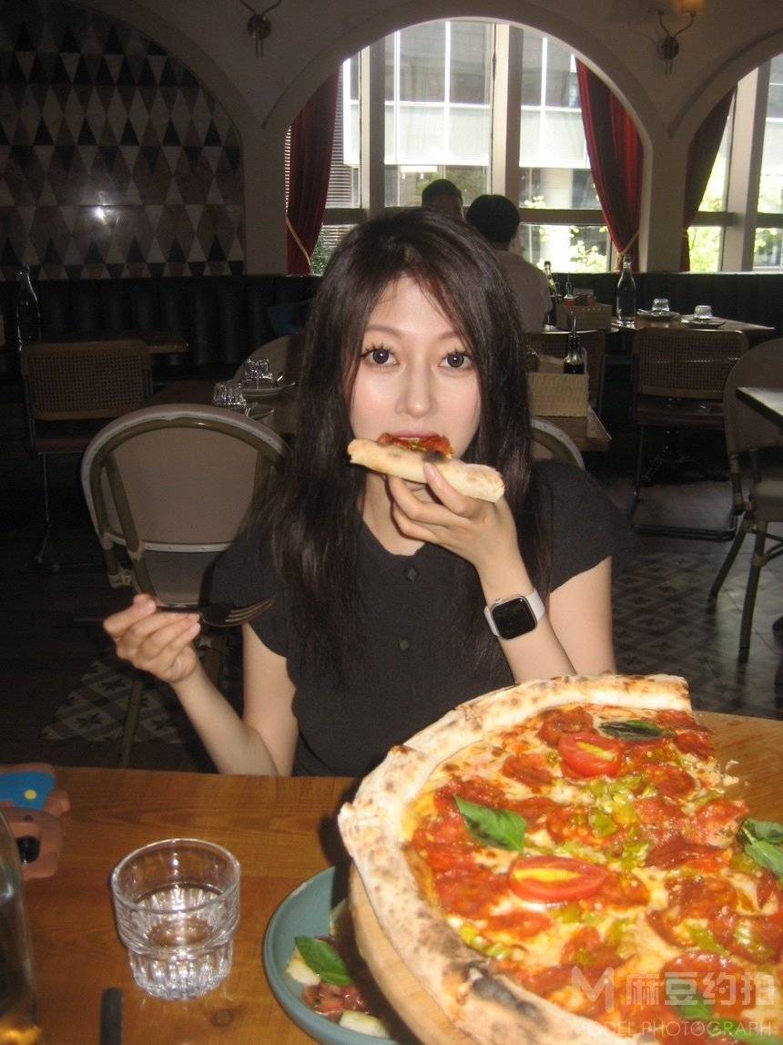 纪实模特