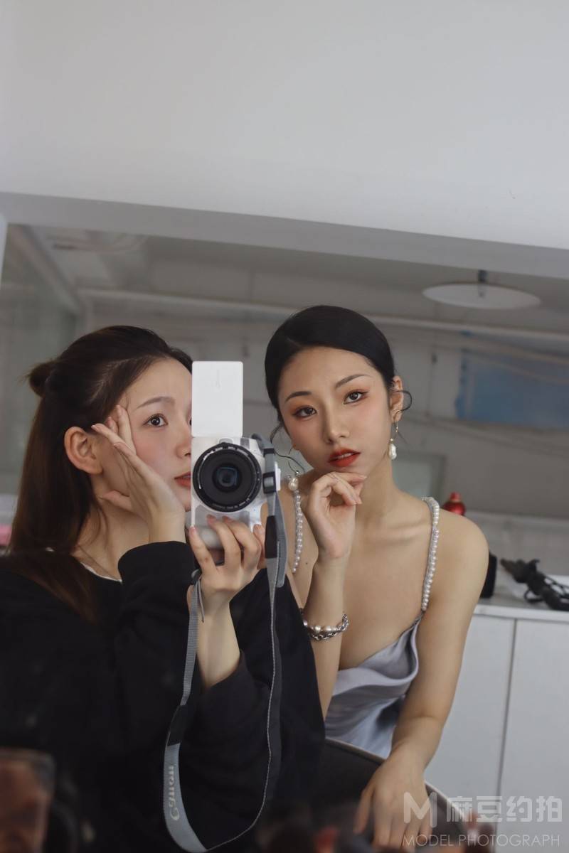 情侣模特