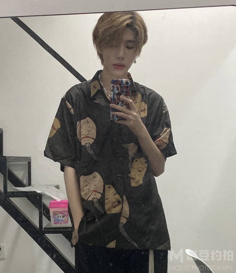 暗黑模特