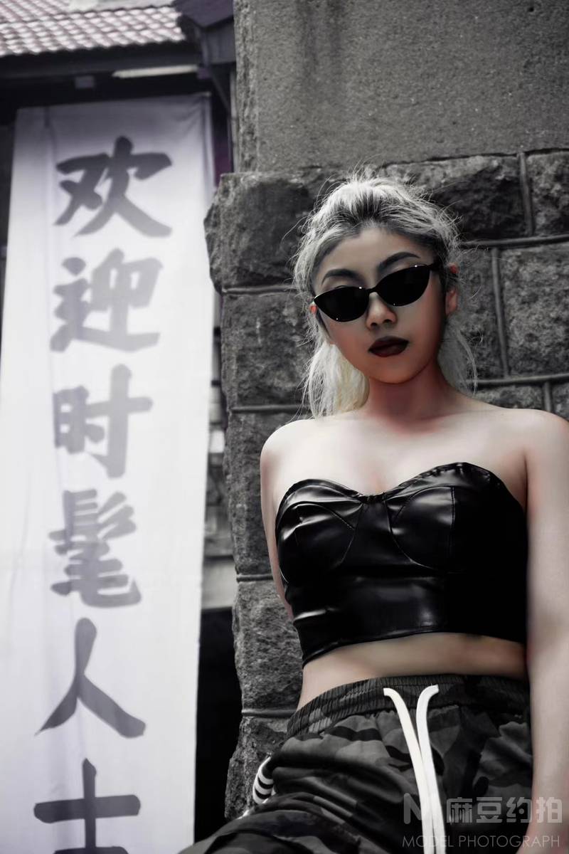 暗黑模特