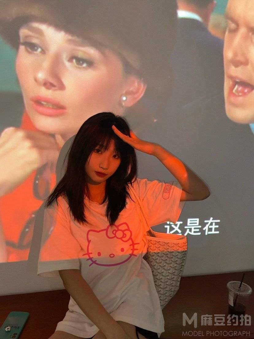 校园模特