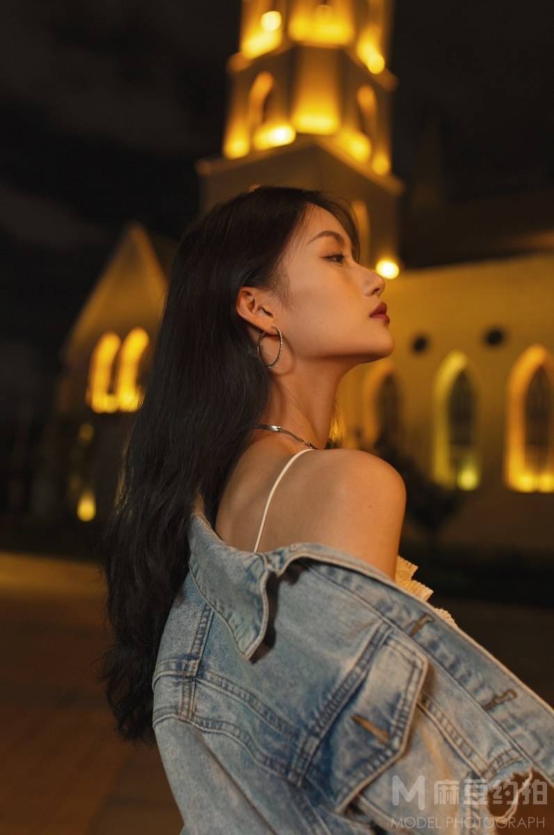 夜景模特