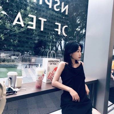黑白模特
