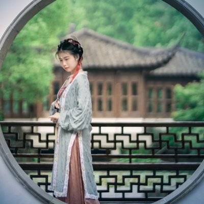 汉服模特