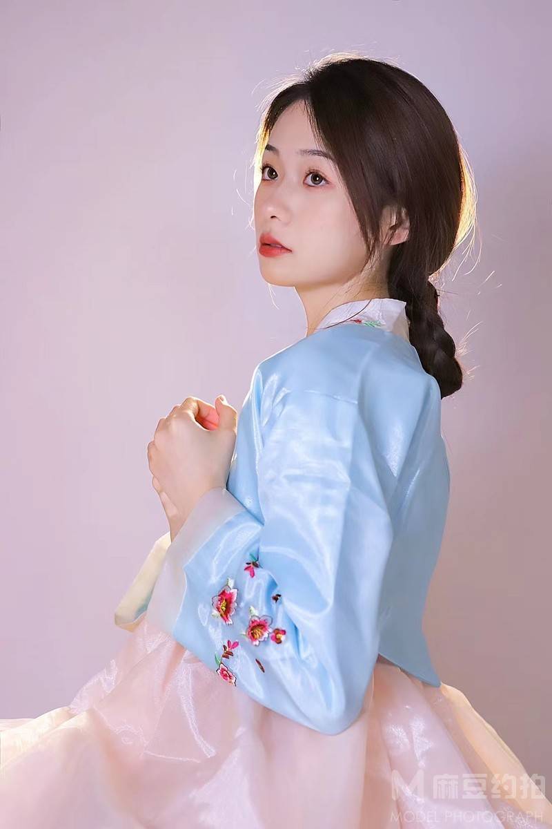 妆容模特
