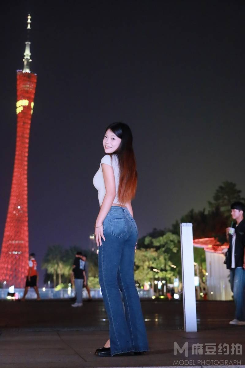 夜景模特