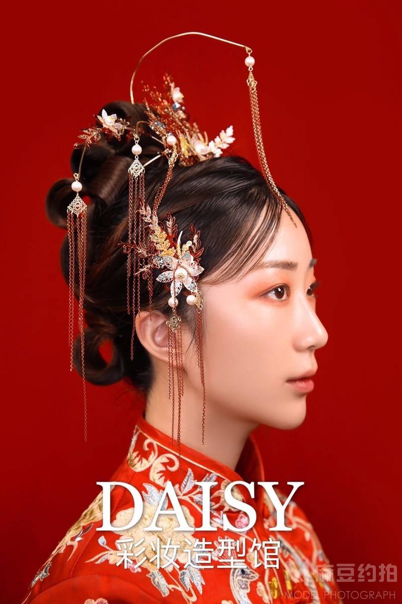 妆容模特