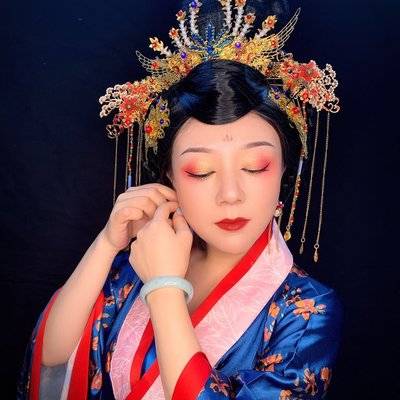 妆容模特