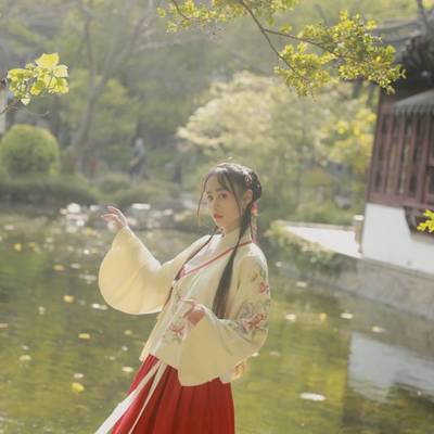 汉服模特