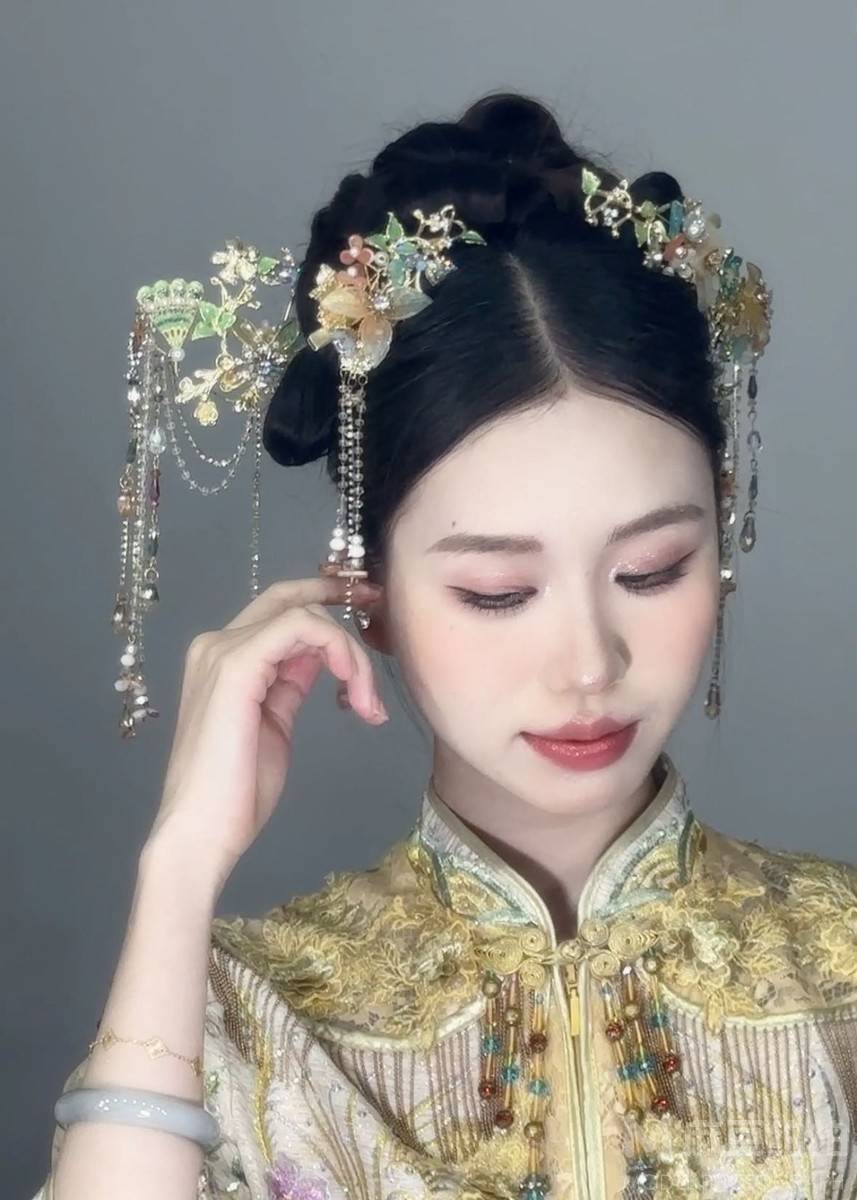 妆容模特