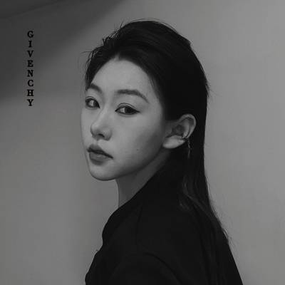 黑白模特