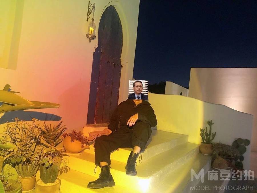 情绪模特