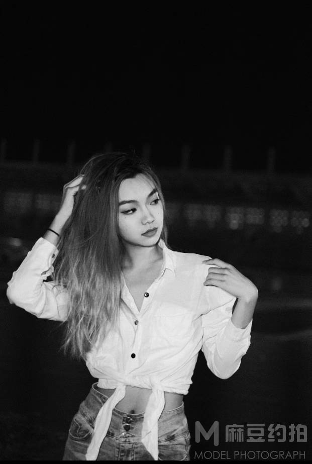 夜景模特