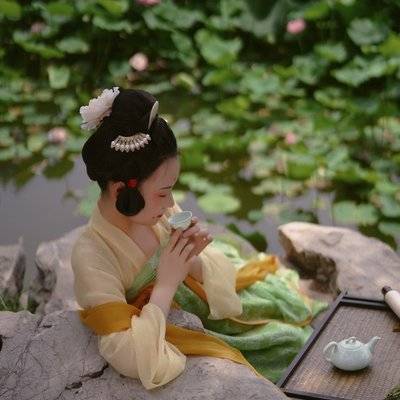 汉服模特