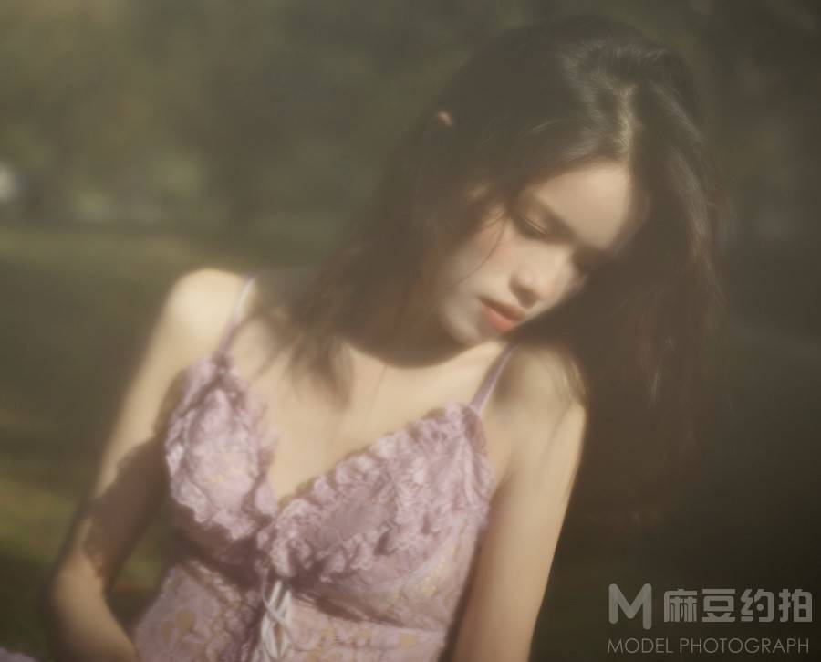 胶片模特