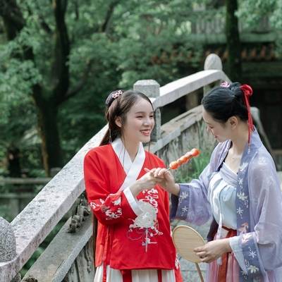 汉服模特