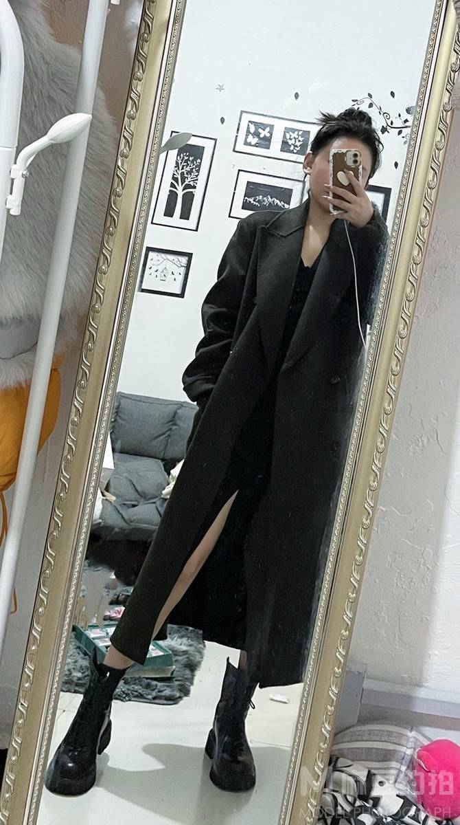 黑白模特