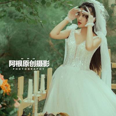 清新模特