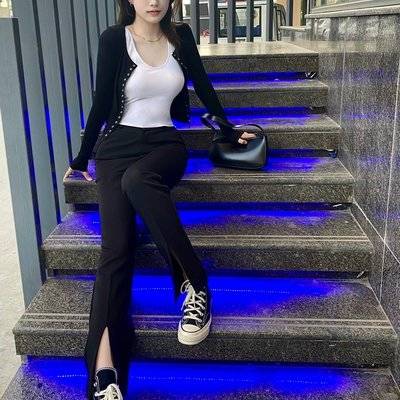 黑白模特