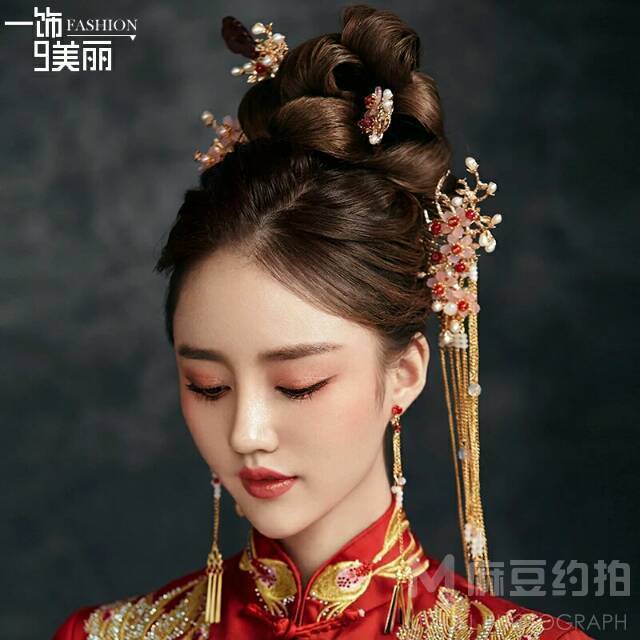 妆容模特