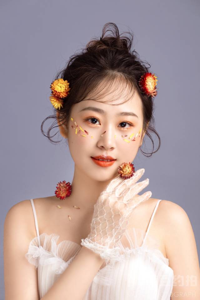 妆容模特