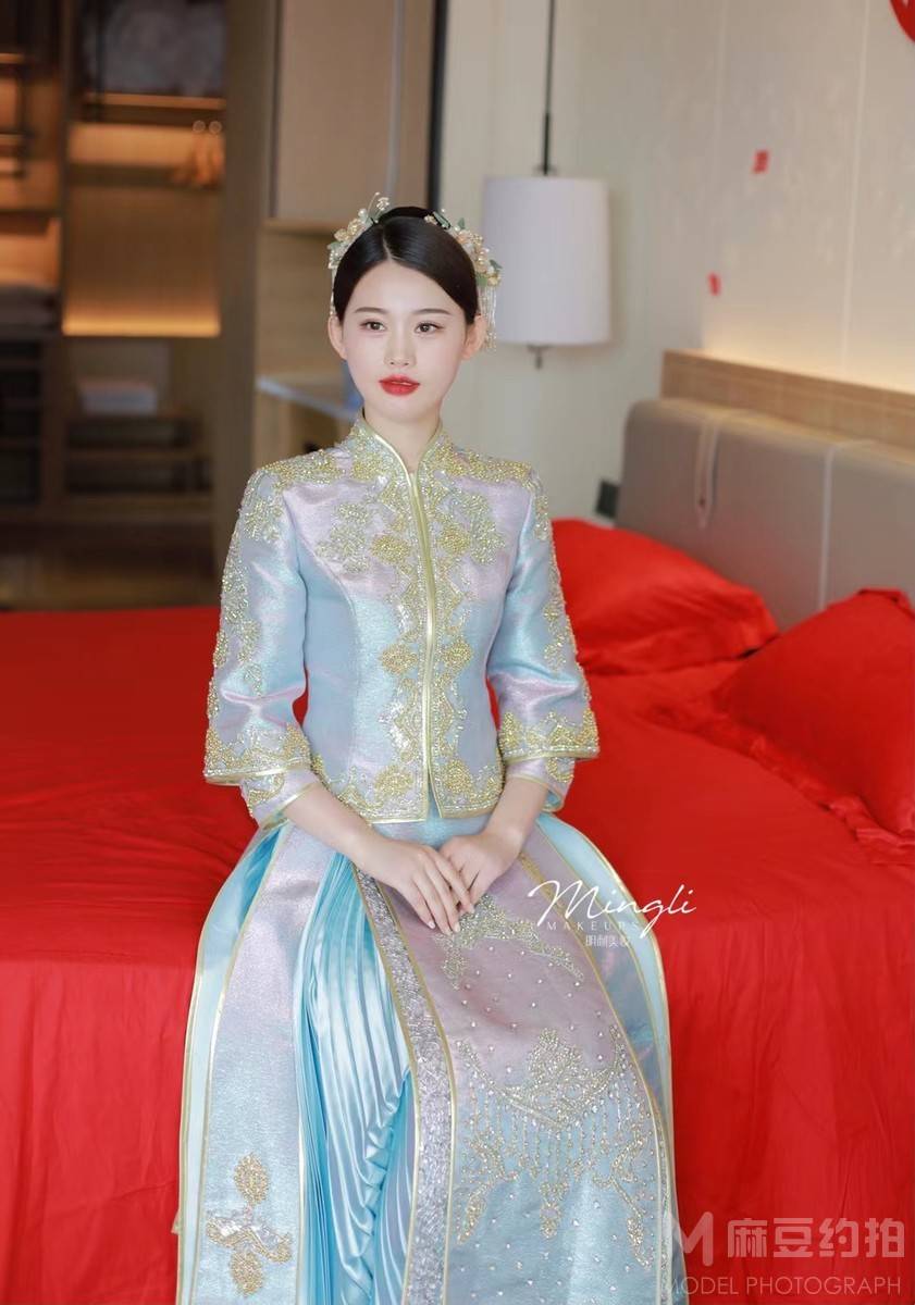 妆容模特