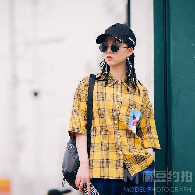 校园模特