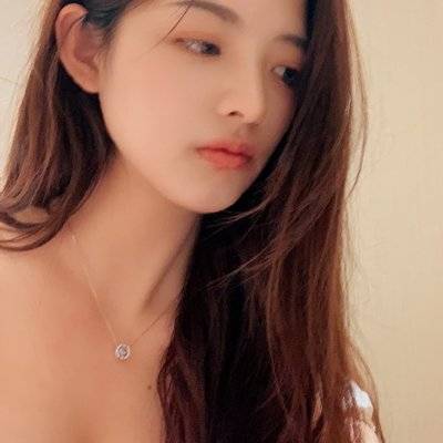 黑白模特