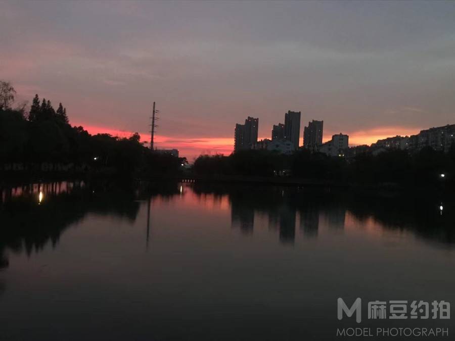 纪实模特
