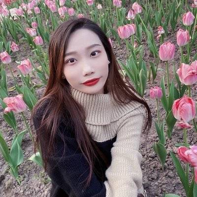 黑白模特