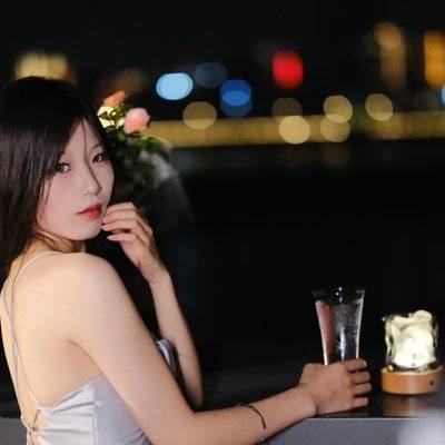 宝丽来模特