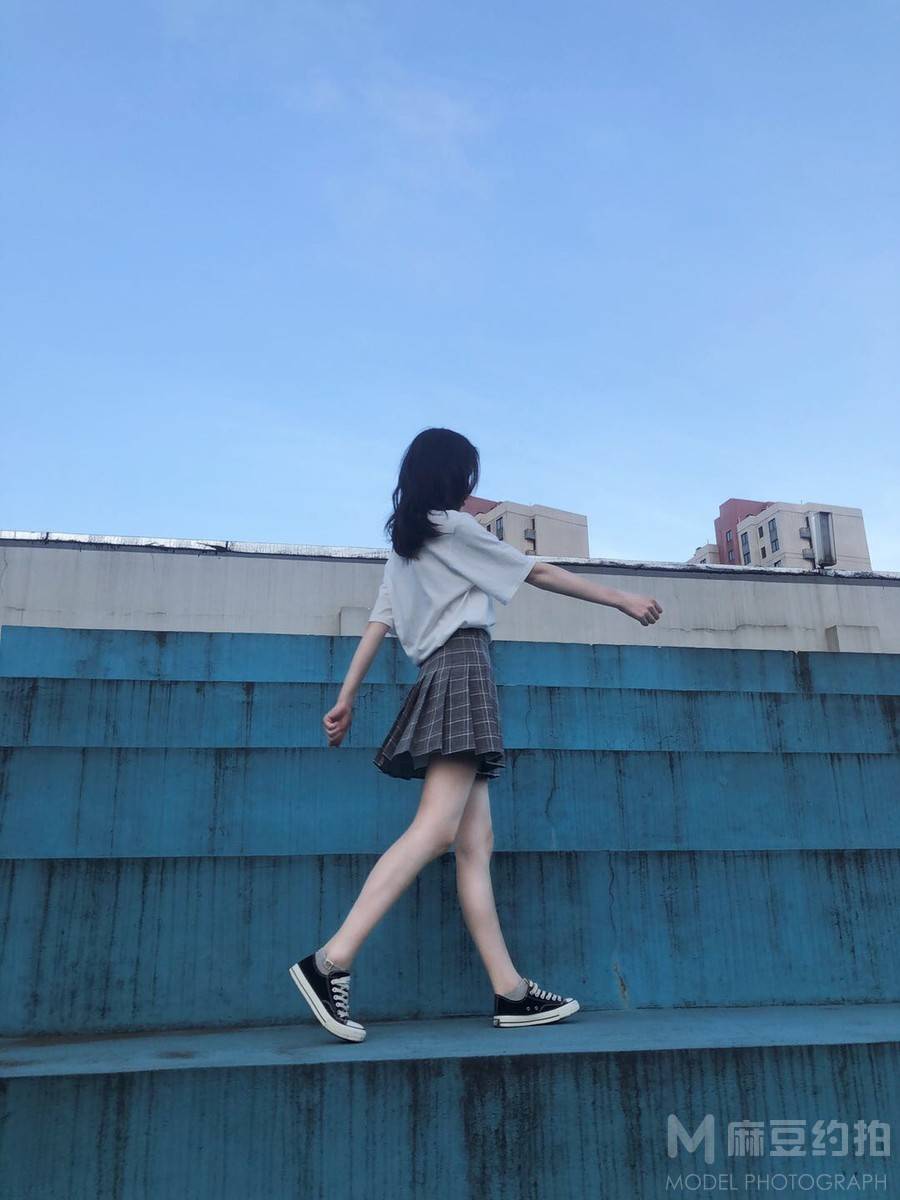 校园模特