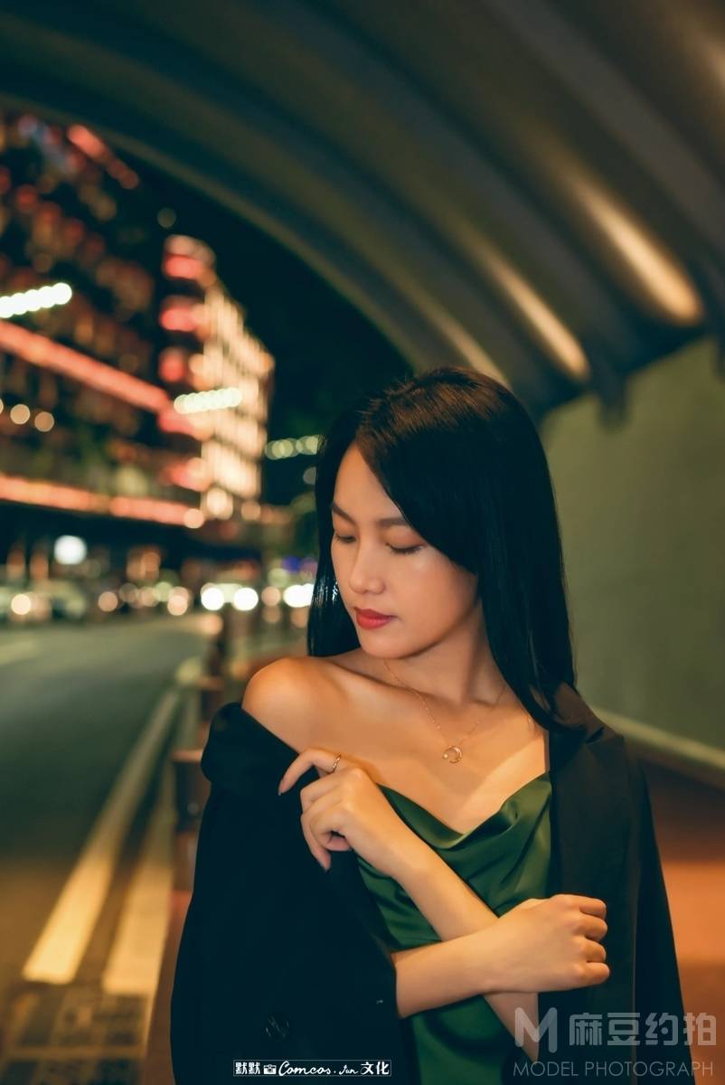 夜景模特