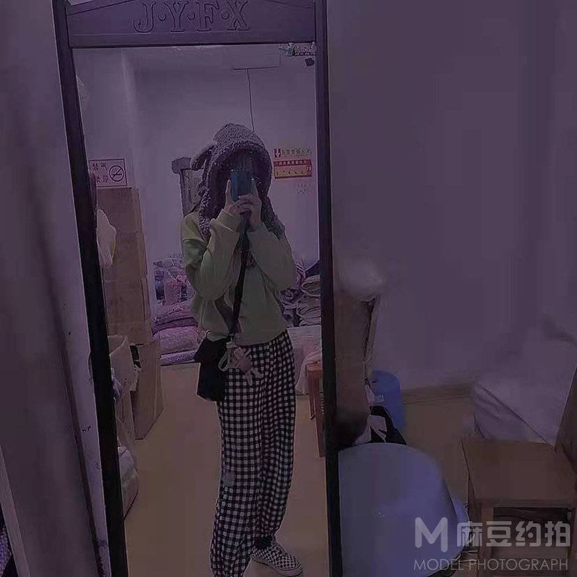 纪实模特
