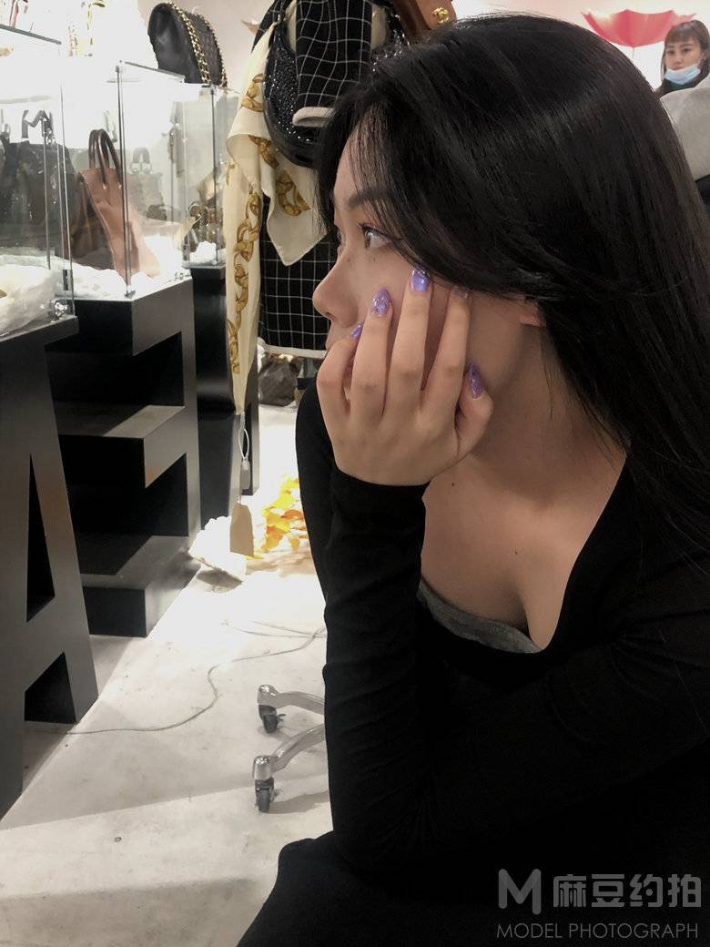 纪实模特